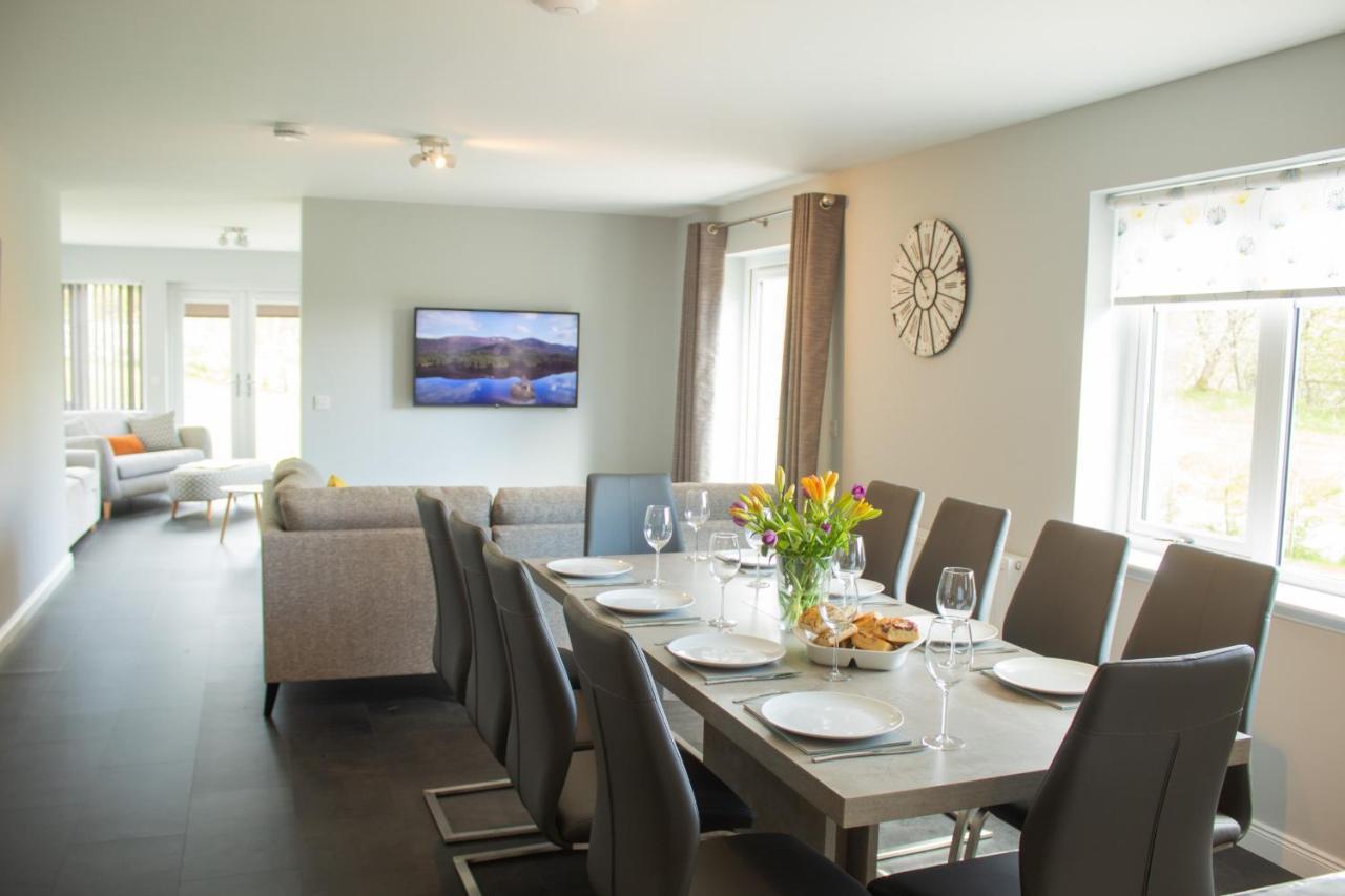Braeside - Family Home In เนธีบริดจ์ ภายนอก รูปภาพ