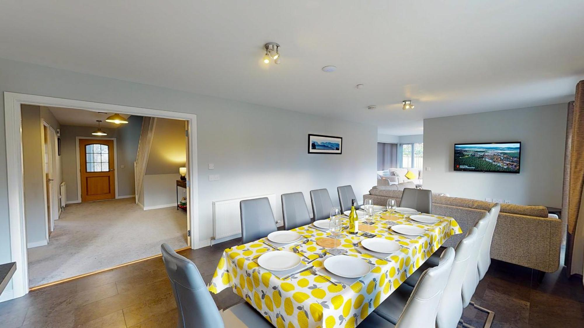 Braeside - Family Home In เนธีบริดจ์ ภายนอก รูปภาพ